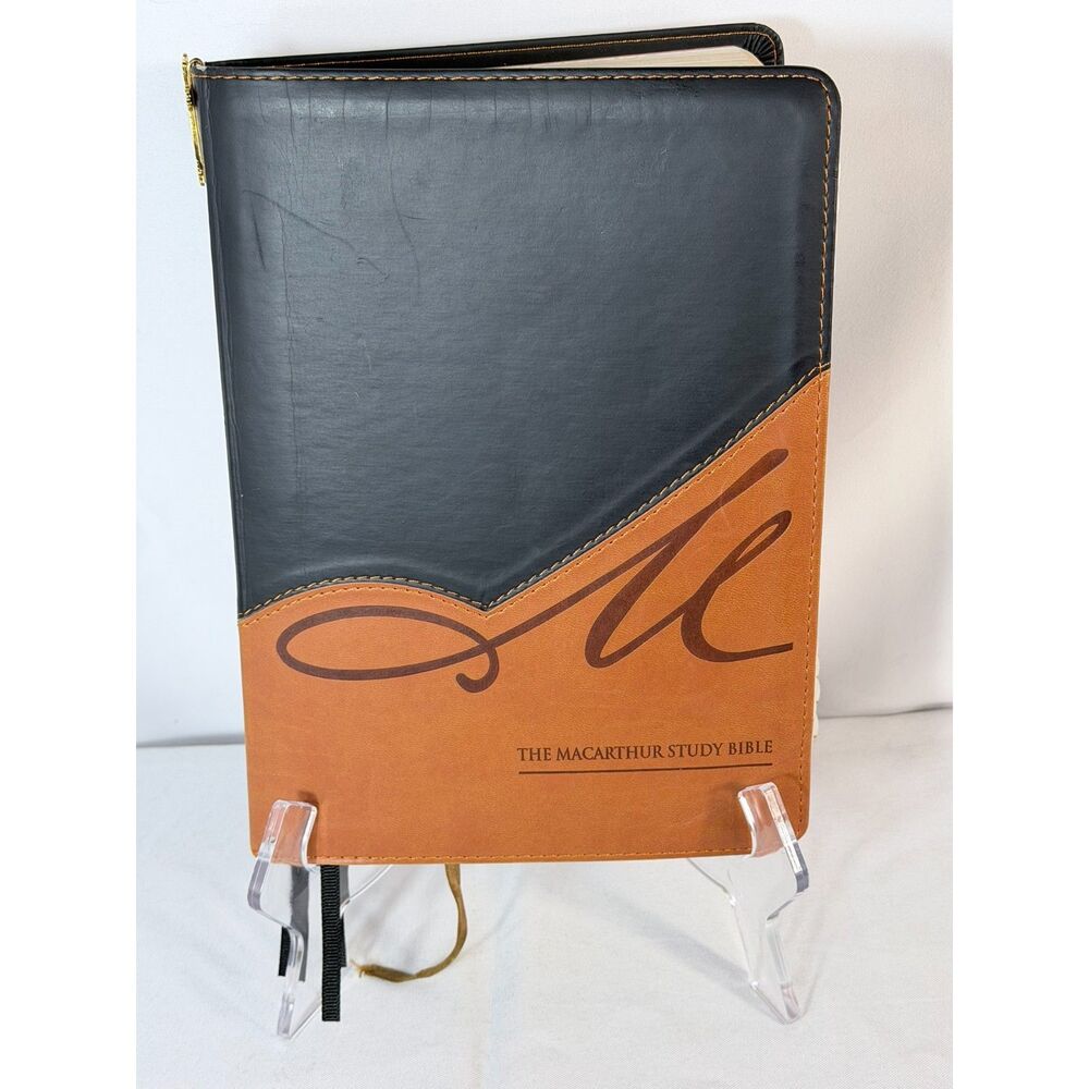 The Macarthur Study Bible 2006 Updated NASB w Tabs Soft Leather Cover Very Good
